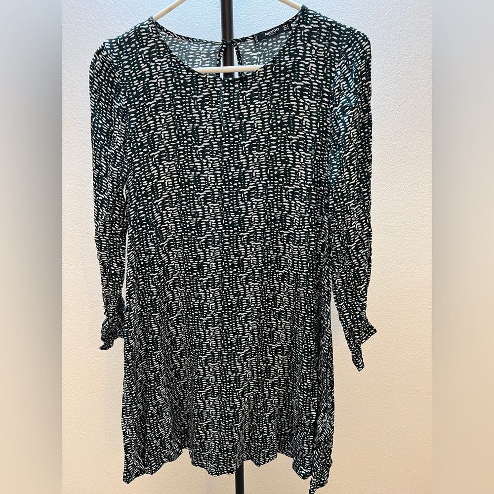 NWOT MANGO Basic Dark Green/White Dress